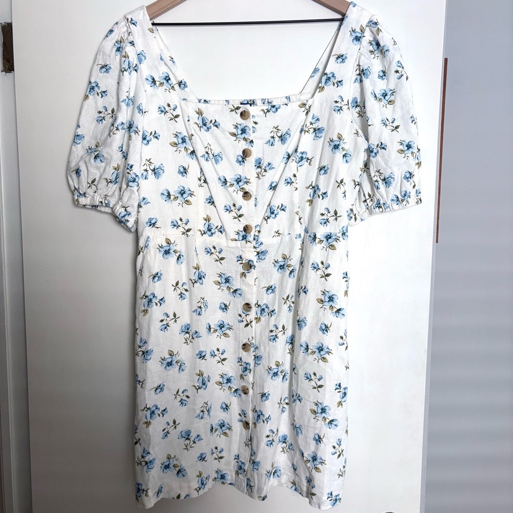 Old Navy White & Blue Floral Dress